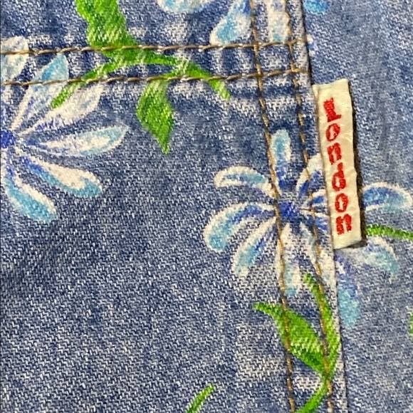 Vintage 90’s LONDONJEAN Blue and Green Skorts with Floral Pattern - Picture 7 of 8